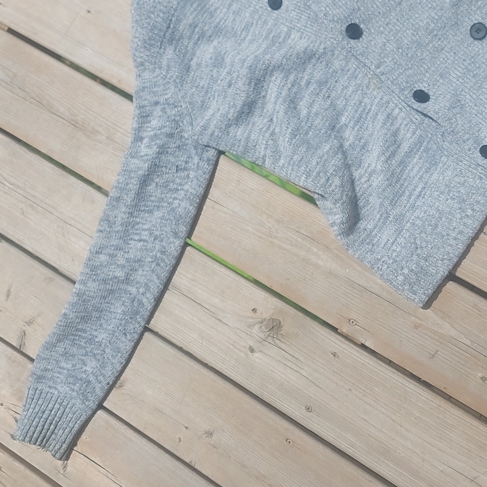 H&M sweater - Picture 5 of 9
